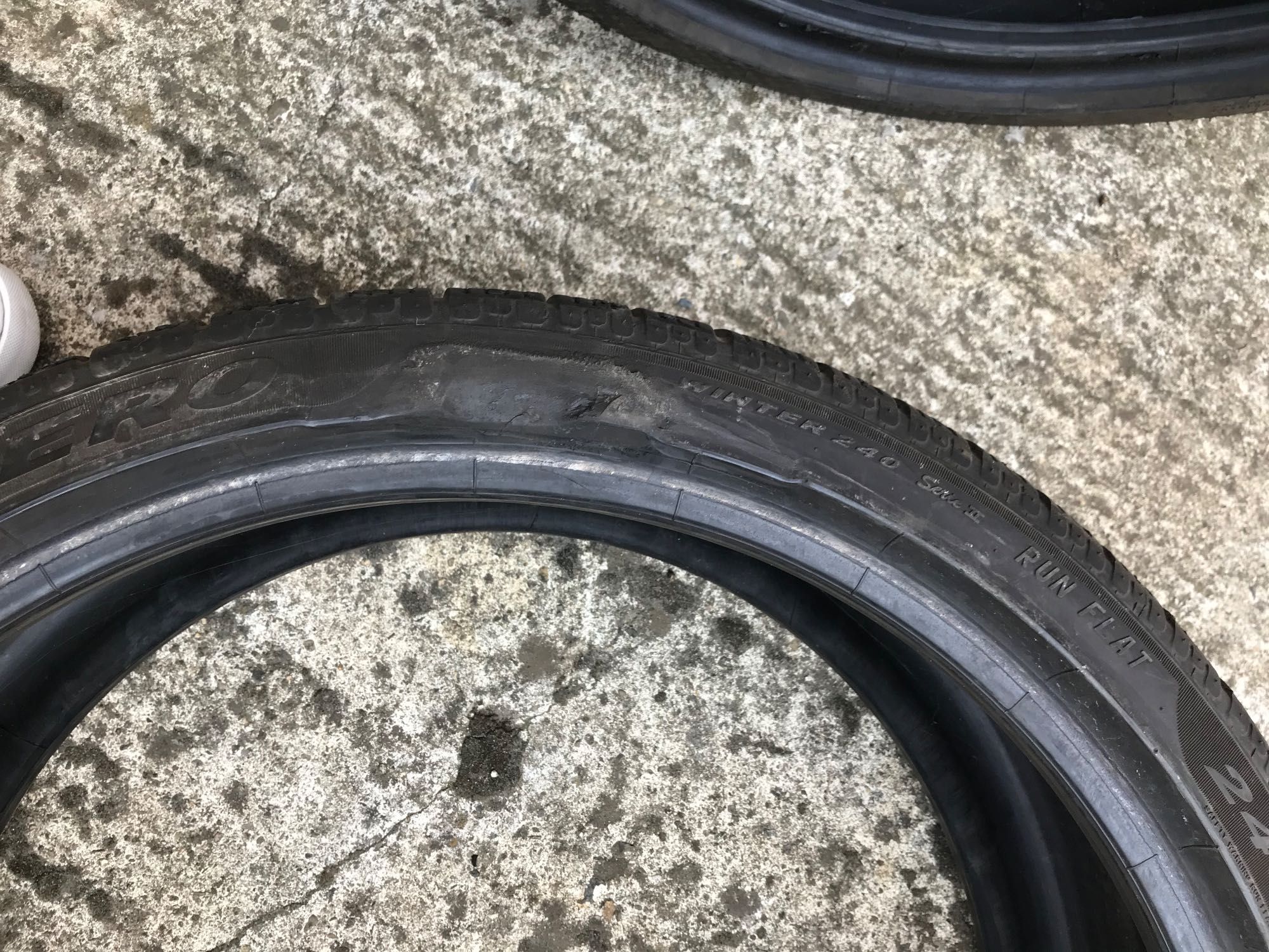 Гуми зимни Pirelli 245/35/20 ; 275/30/20 RUN FLAT