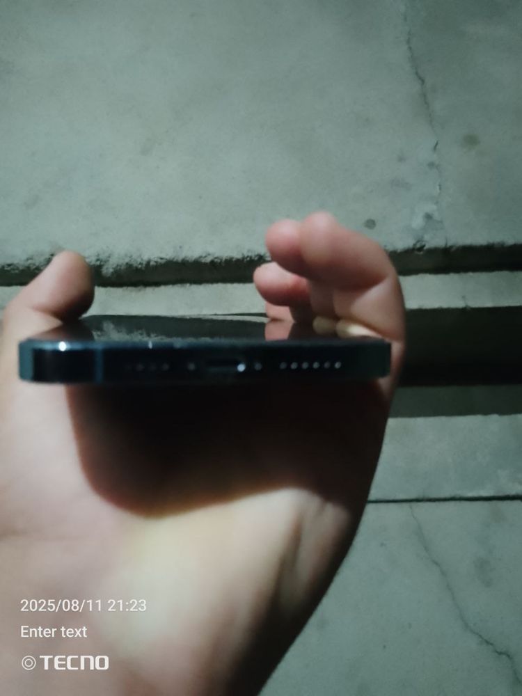 Iphone 13 pro max 600$ kelishadigan joyi bor