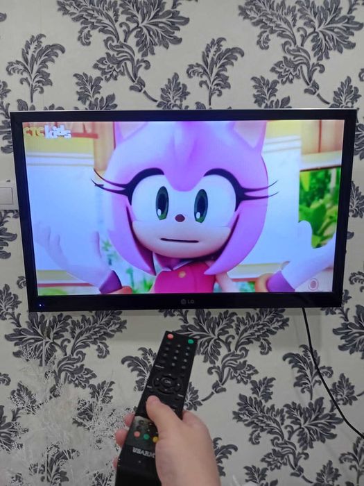 Продам телевизор