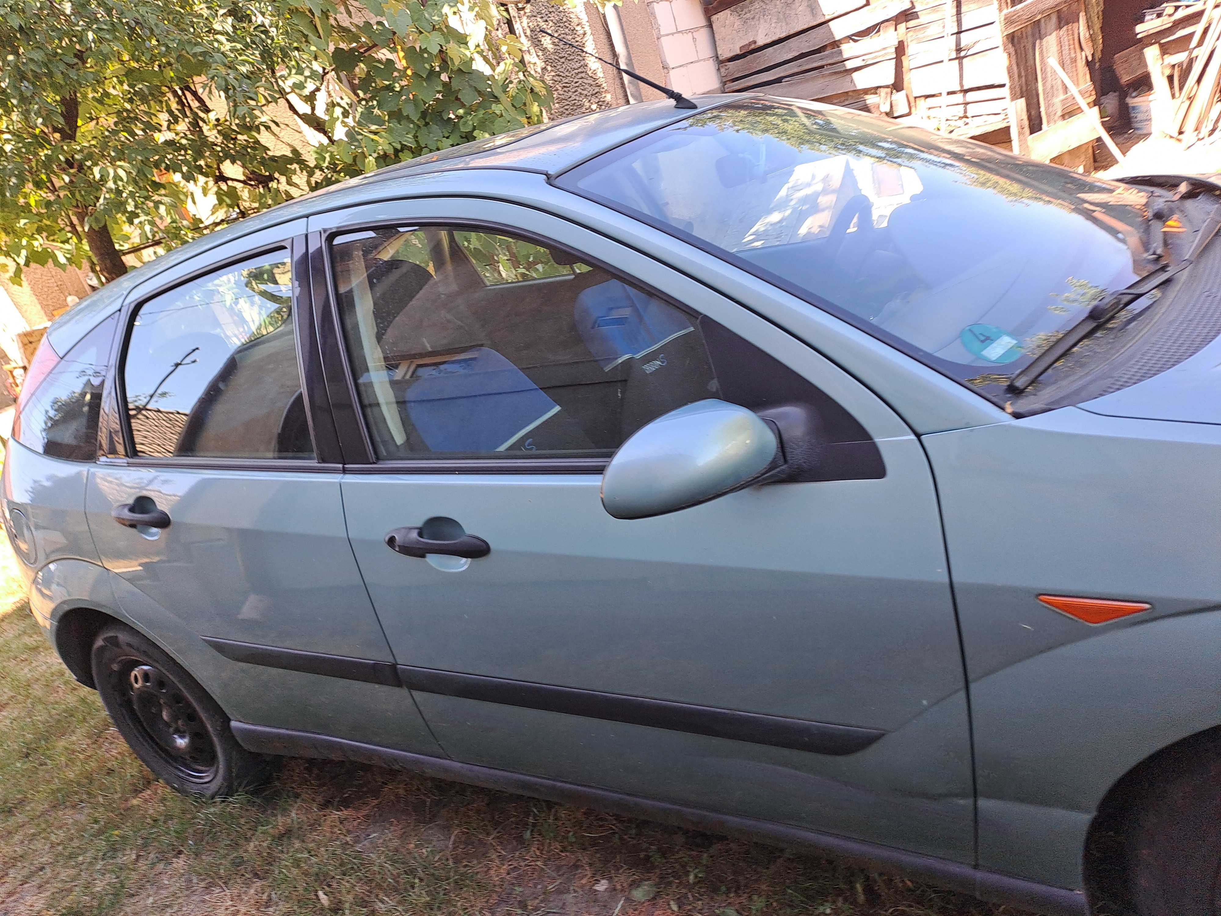 Vand Ford Focus 2001