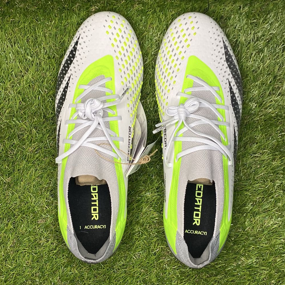 Професионални Бутонки Adidas Predator Accuracy.1 FG