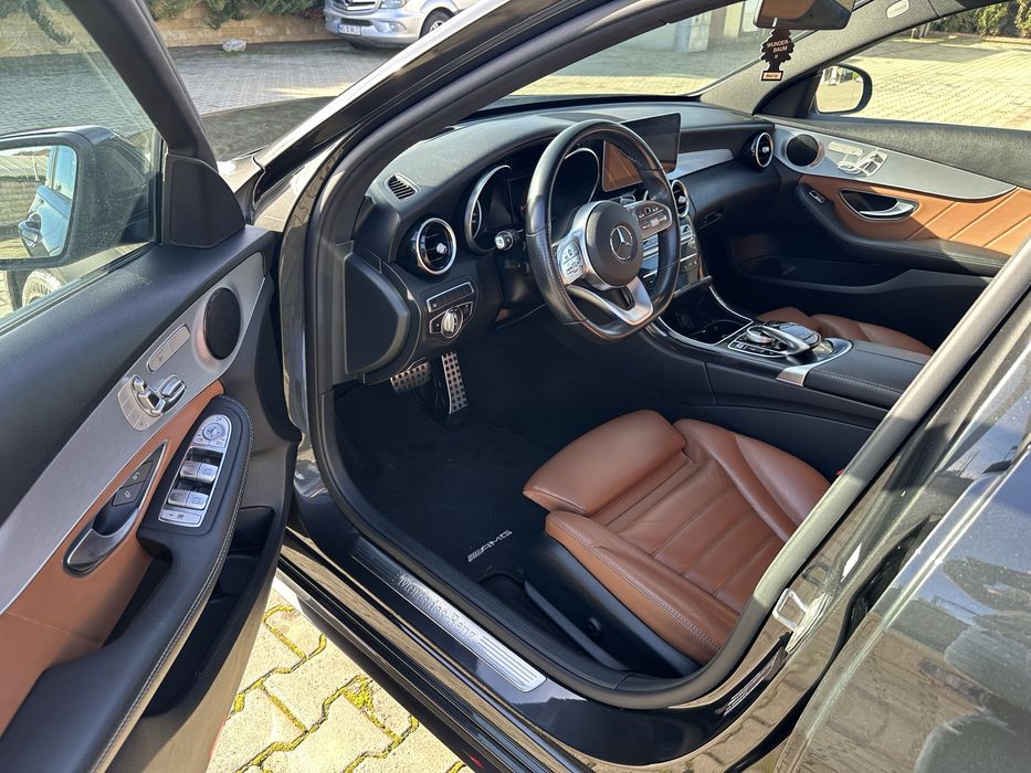 Vand Mercedes C300 4 Matic