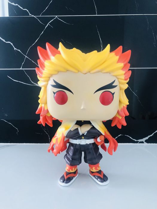 Figurină Funko POP! Demon Slayer Rengoku Kyojuro Mare!