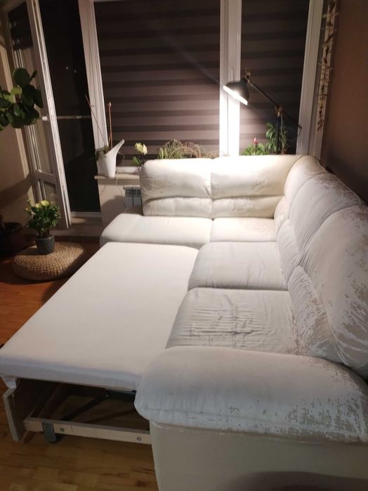 Диван с функция сън и ракла