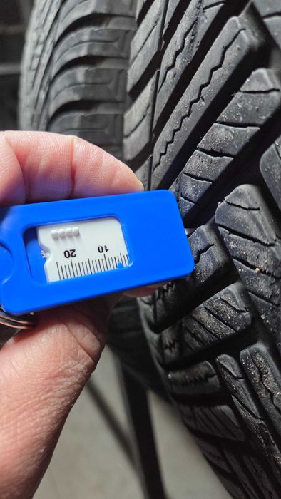 Всезезонни гуми HANKOOK KINERGY 4S2 235 60 18