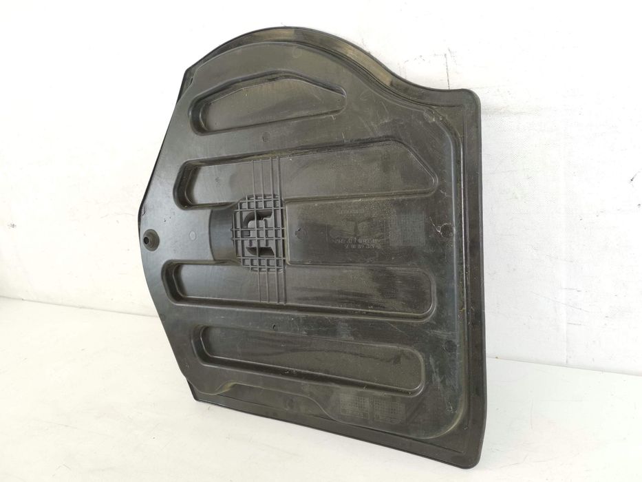 Капак Багажник Резервна Гума Mercedes-Benz Е-Клас / Mercedes-Benz E-Cl