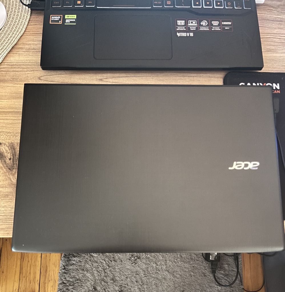 Лаптоп Acer Aspire E5
