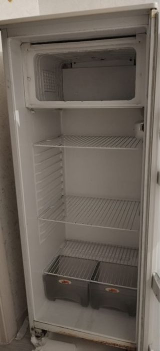 Холодильник в рабочем состоянии вложении не требует