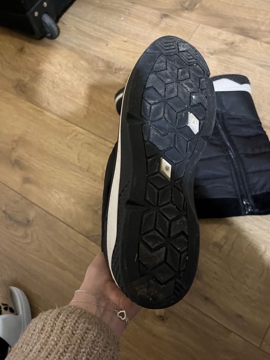 Зимни черни апрески