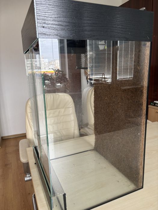 Професионален терариум - нов