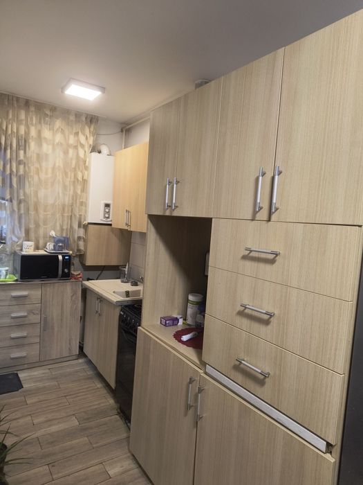 Garsoniera luminoasă, situata in zona Piata Traian