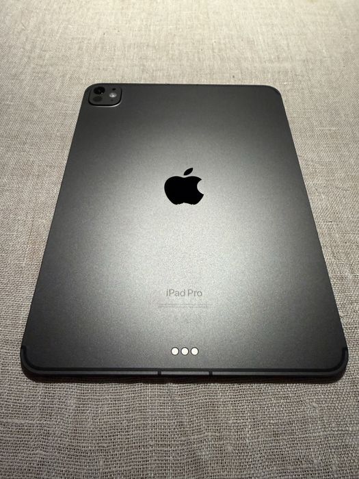 iPad Pro 11’ M4, 256GB, Wi-Fi + 5G Cellular, Space Black