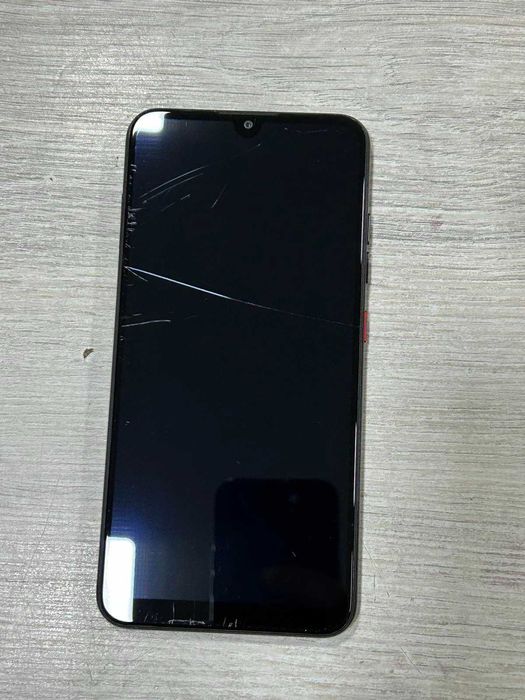 Смартфон A1 Alpha 64 gb 3 ram