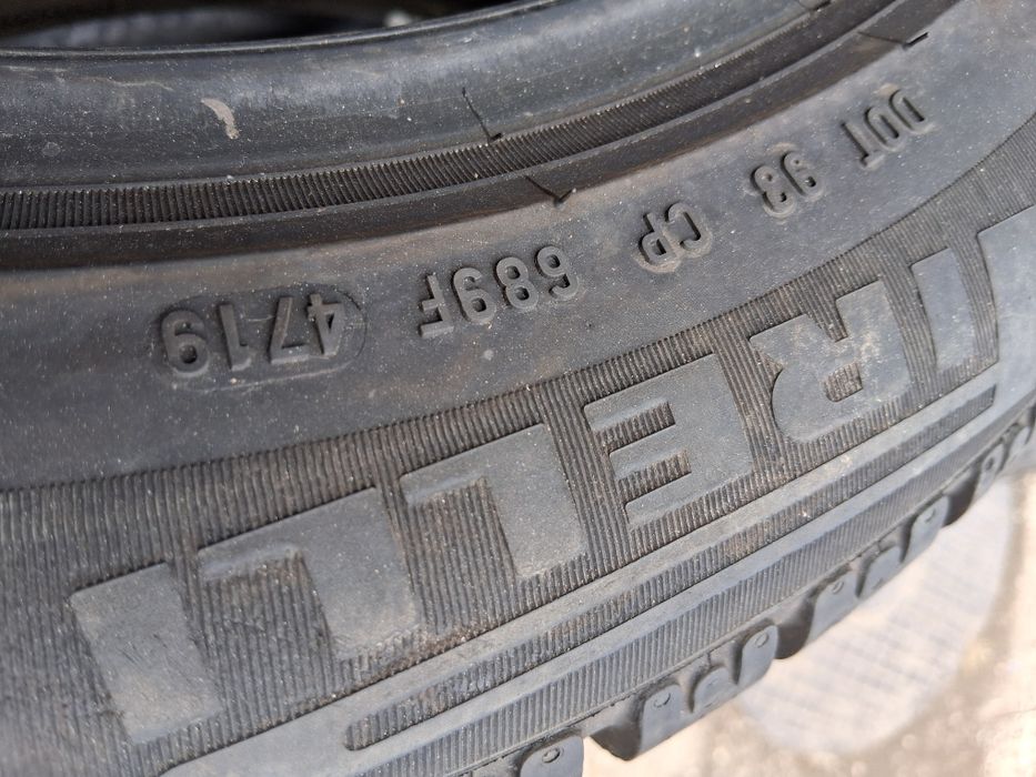 225 50 16 PIRELLI 2бр зимни