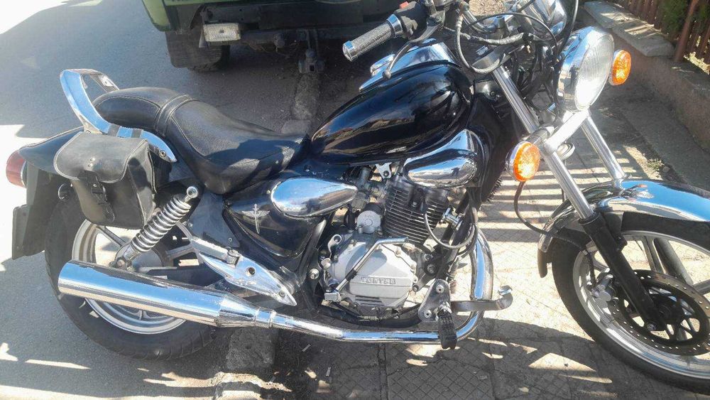 Мотор тип  Чопър