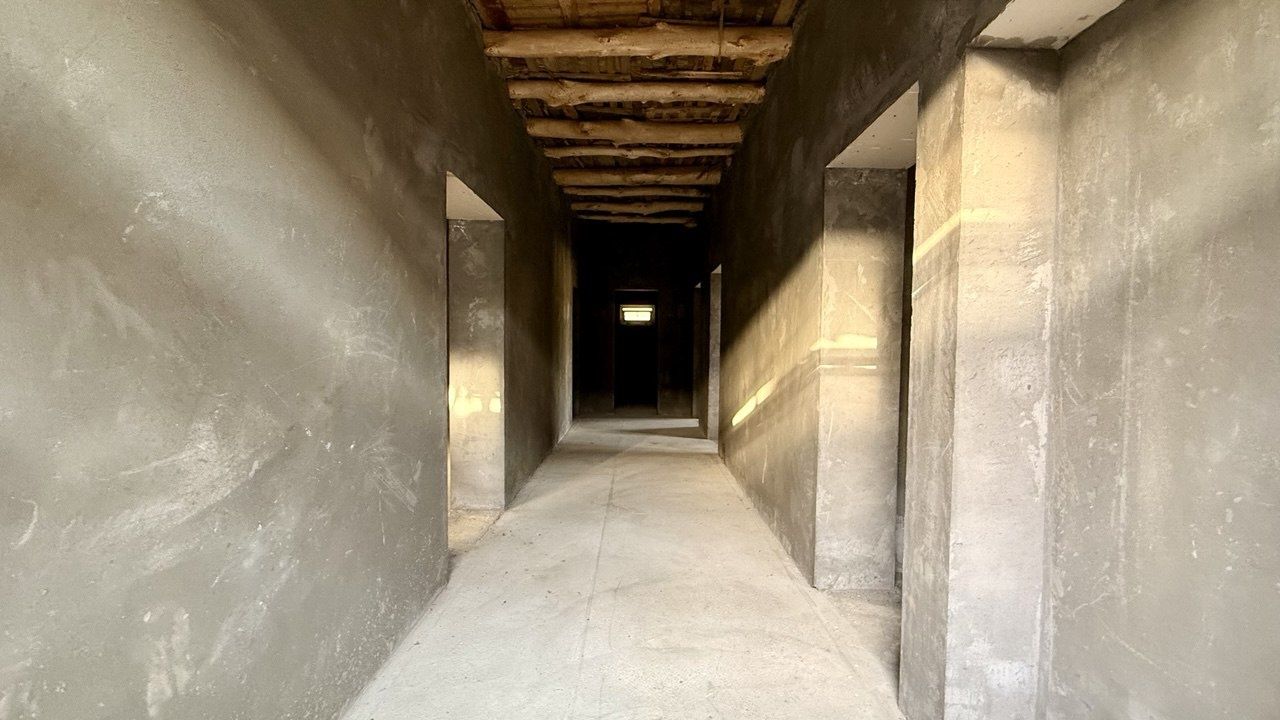 Uchastka sotiladi