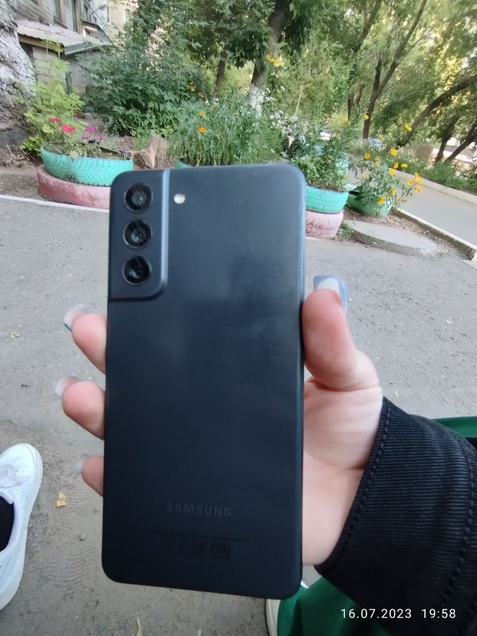 Samsung s21 fe 5g обменяю