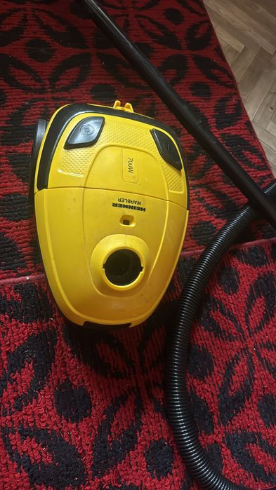 Aspirator Heinner Warmbler 700W