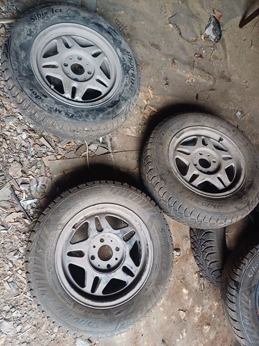 Продам 3 диска ,