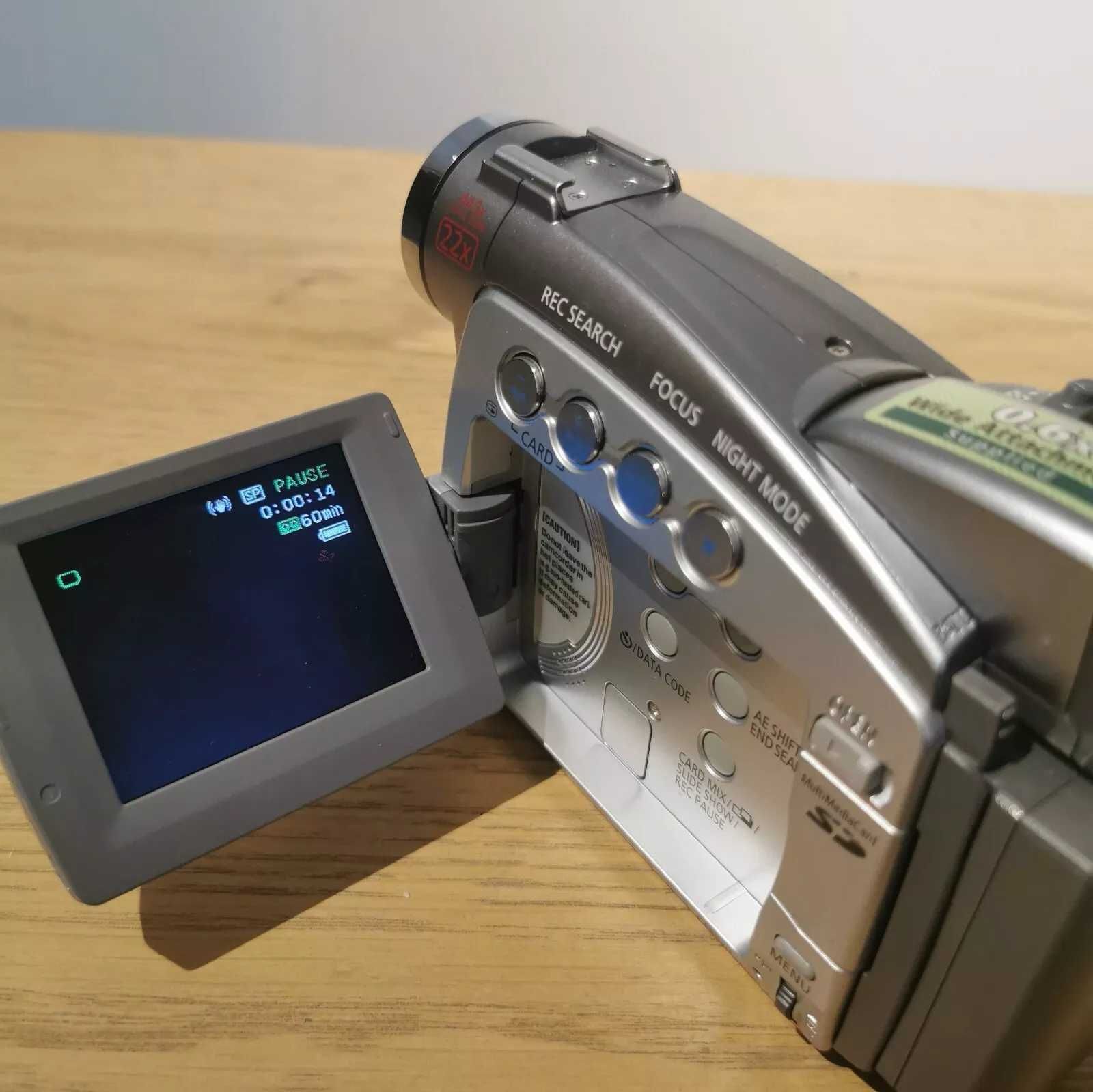 Camera video de colectie cu caseta minidv Canon