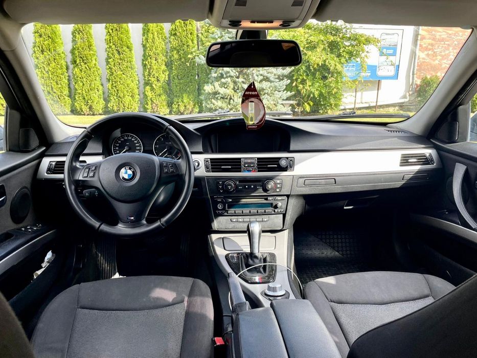 BMW E91 320d automat