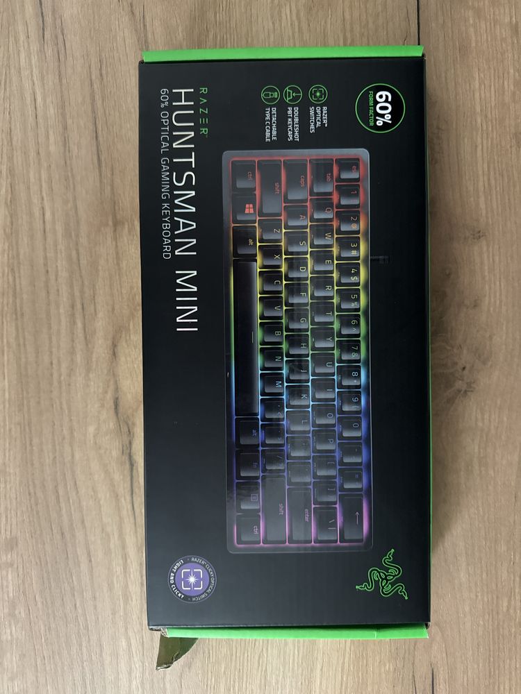 Клавиатура: Razer huntsman mini 60%