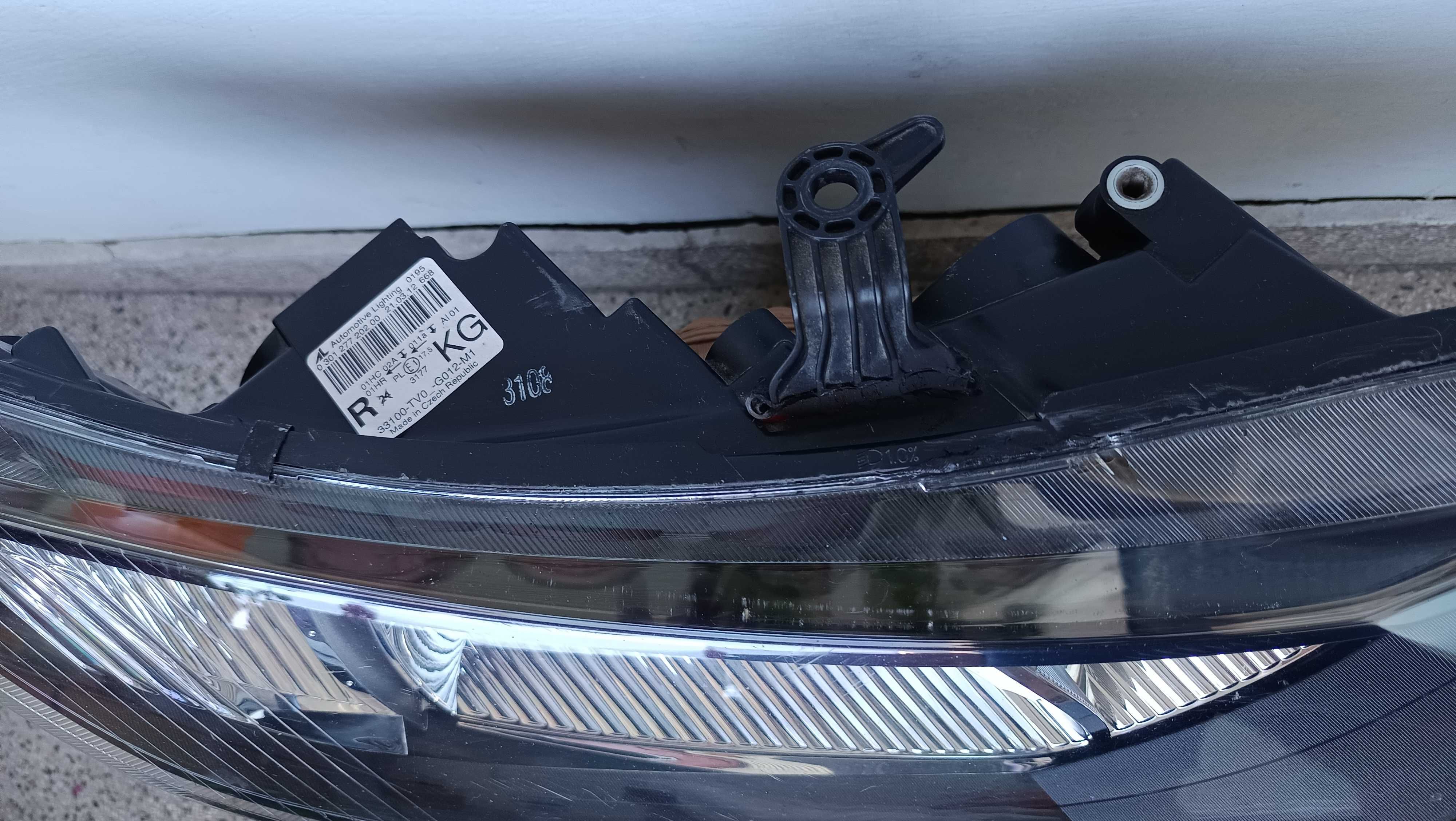 Фар за Honda Civic 9 (2012-2015)г. Хечбек(FK)  1.8 i