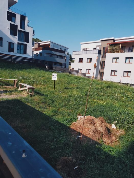 PF vând teren in Florești
