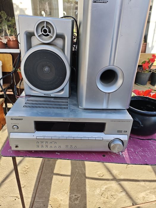 Vând amplificator pioneer si boxe