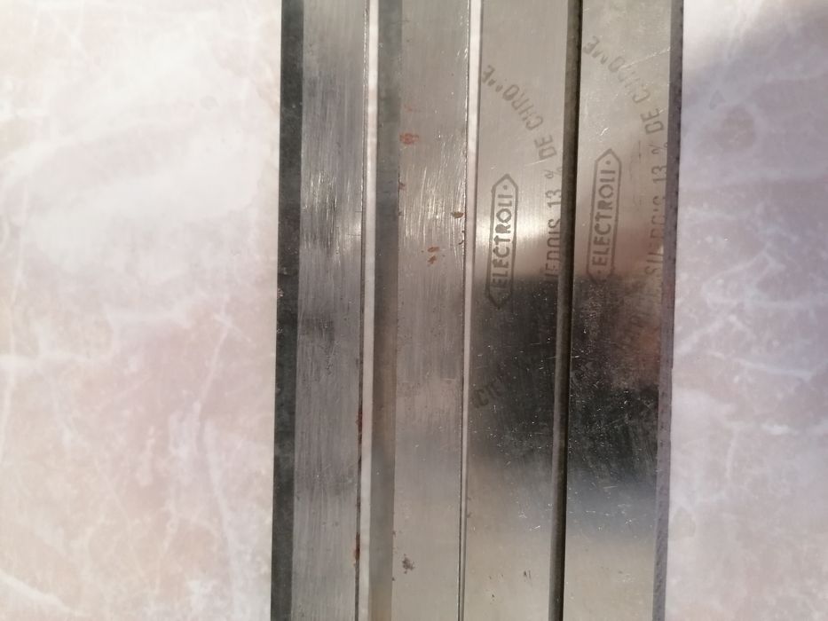 Cuțite abric 200mm
