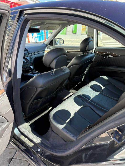 Mercedes-Benz W211 E-Class E200 Avantgarde AMG 5-Gtronic