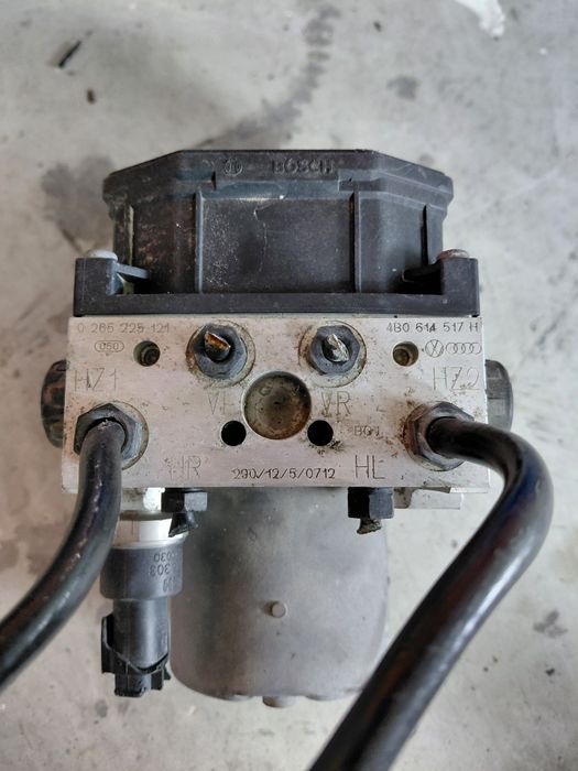 ABS VW Passat 4 B5 1.9TDI / АБС VW Пасат 4 Б5 1.9ТДИ  4B0614517