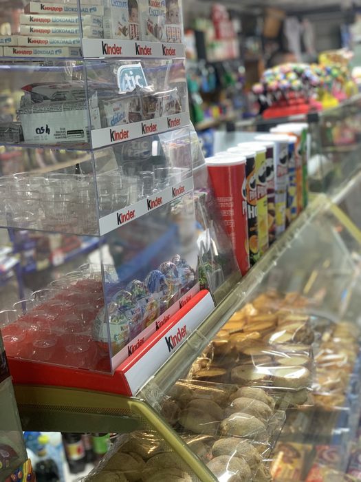 Кондитерский холодильник , новый брали 4 месяца назад