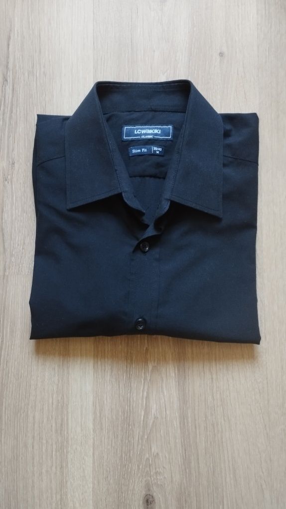 Черна мъжка риза - размер М