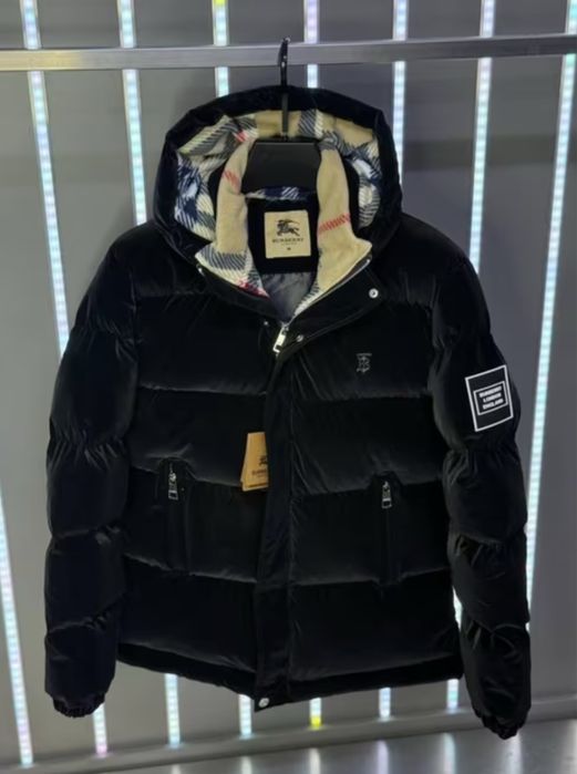 Geaca neagra burberry