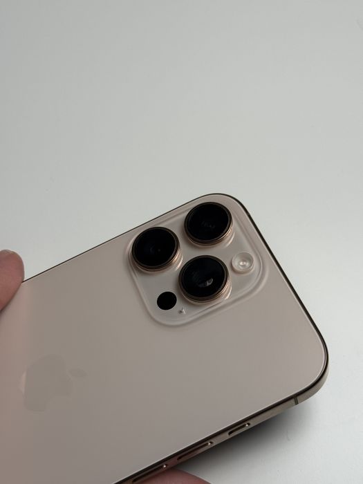 Iphone 16 pro max 256gb gold