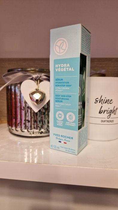 Fluid/ser hidratant ten Yves Rocher, nou, in termen
