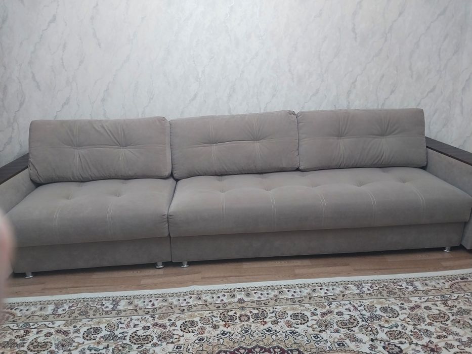 Продам диван  самовывоз