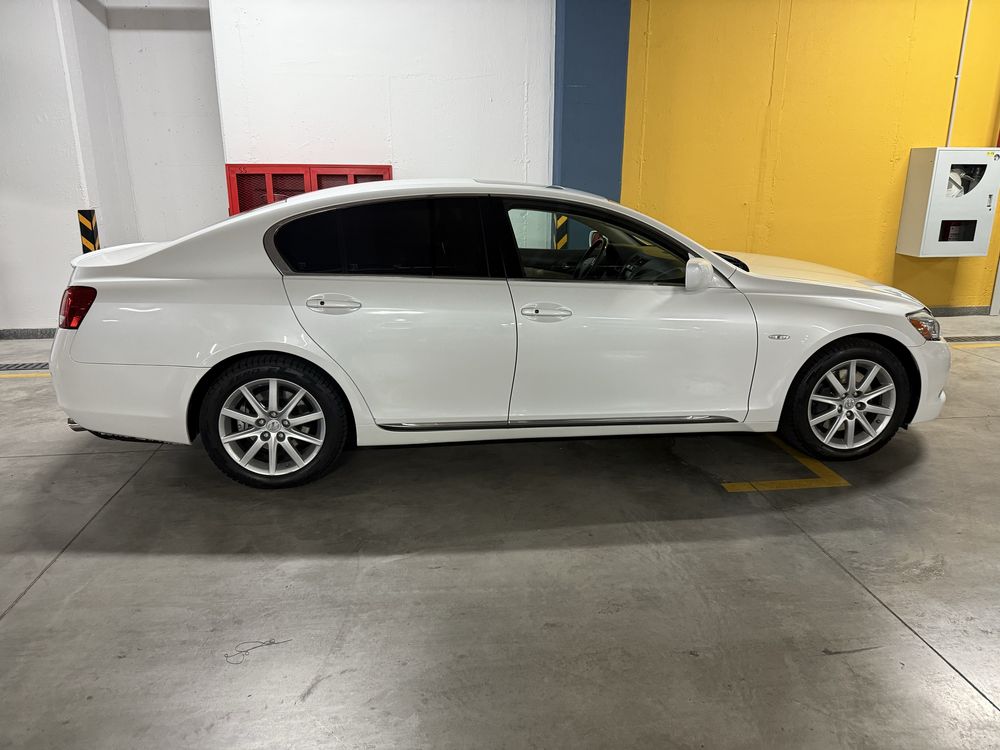 Lexus GS 300 Jemchuk