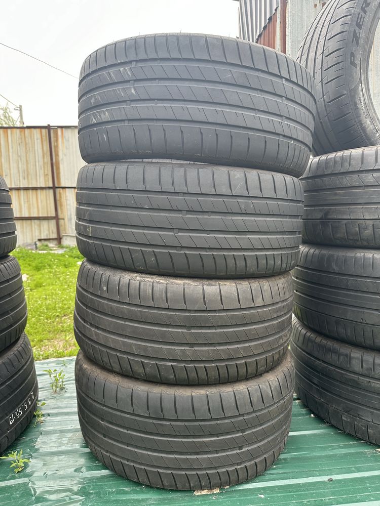 Шины Европа 235/35/19 Bridgestone 2021 год