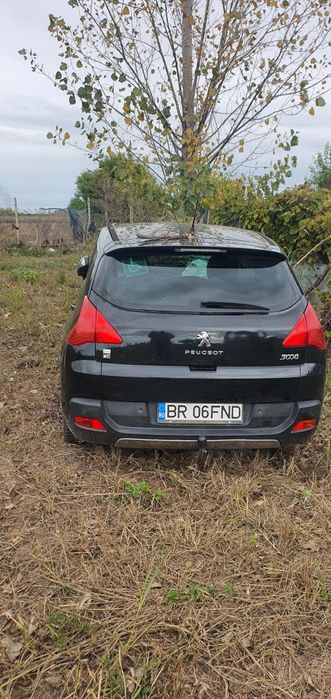 Vand peugeot 3008 avariat
