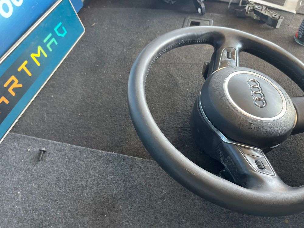 Трилъчев волан кръгъл бег пера Audi A8 Airbag 4e0419091ar с пера