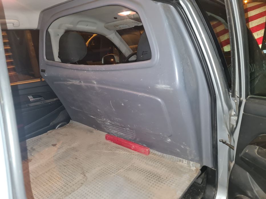 Panou despartitor Ssangyoung Rexton autoutilitara