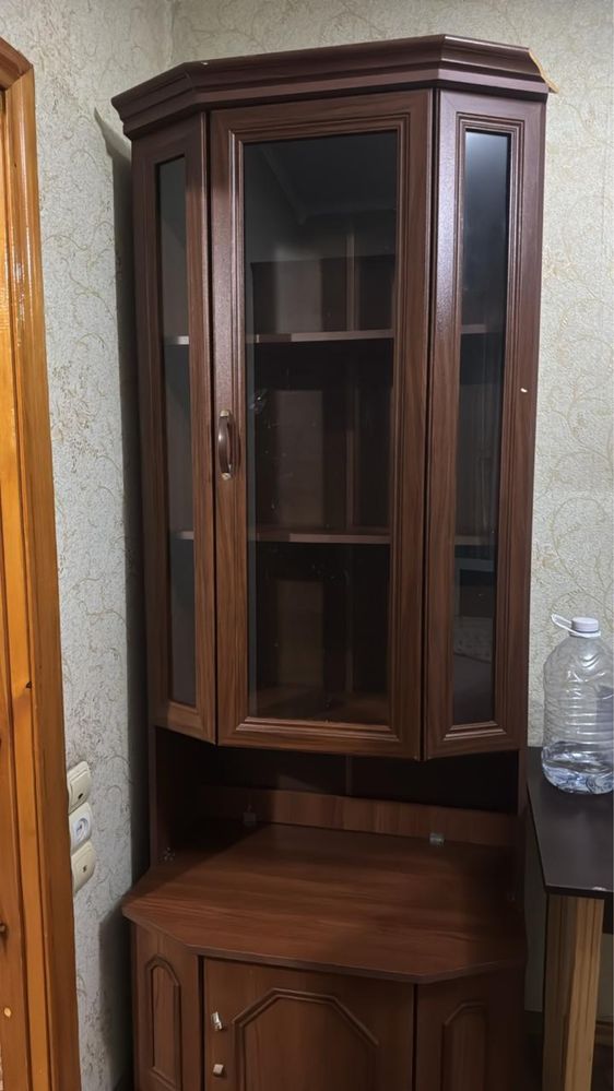 Шкафы и прихожка