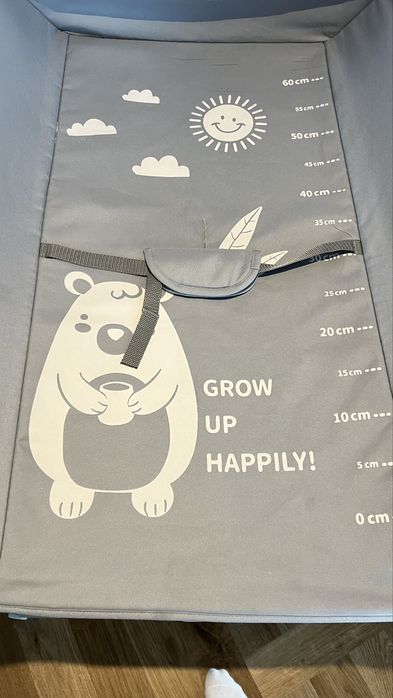 Masa de infasat si schimbat scutece