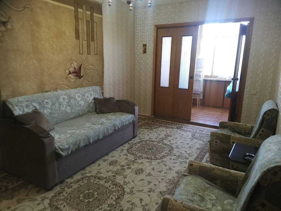 Юнусабад 14 
Петушок , метро Туркистан 
2/4/4