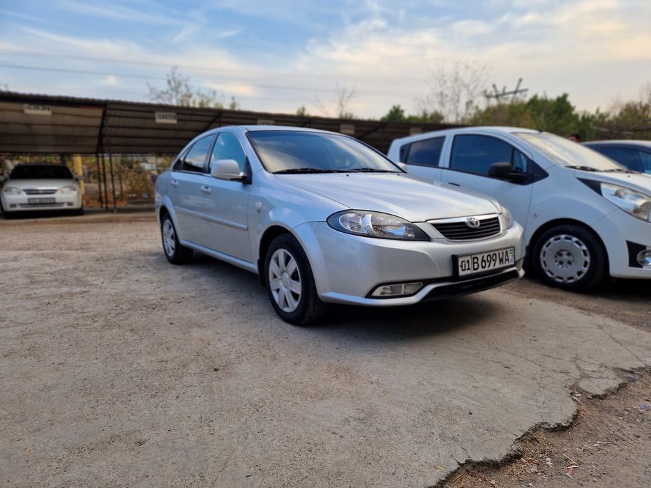 Продам свой Gentra