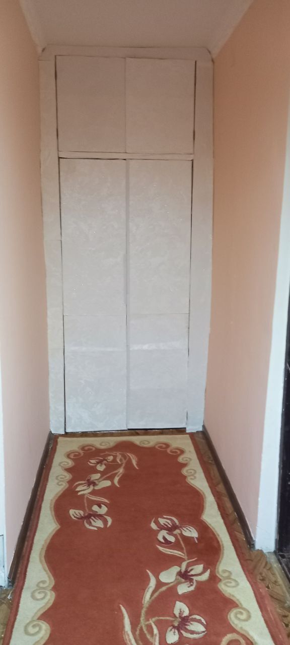 Srochna 2 Xonali Kvartira Ijaraga Topshiriladi. Metro 4 Bekat Oldida