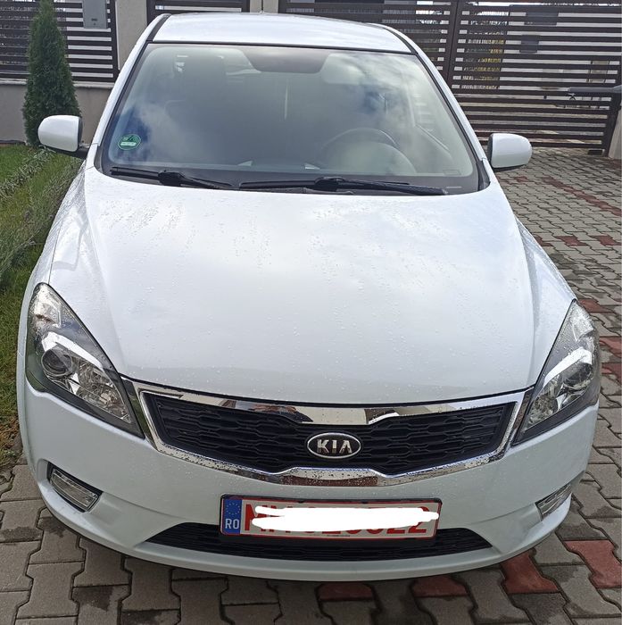 Vand Kia Ceed 1.4 benzina