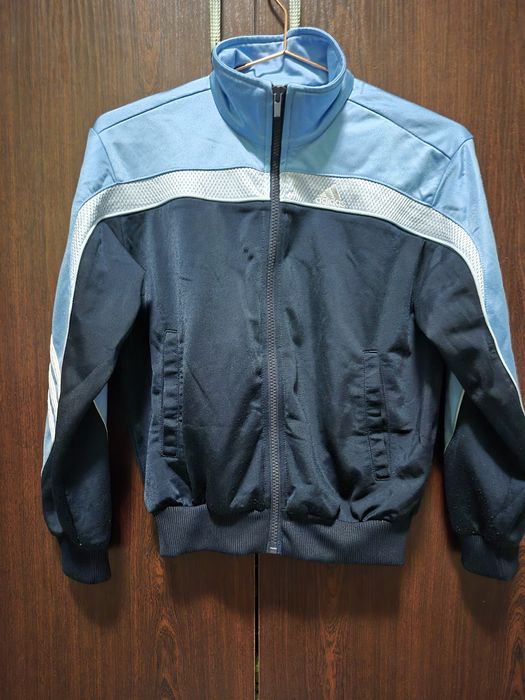 Продавам маркови дрехи